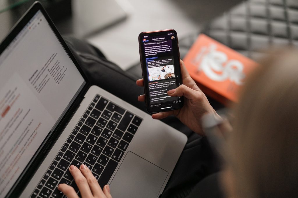 hybrid mobile app